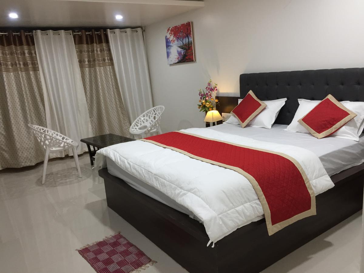 Hotel Sheetal Wadgaon  Exterior photo