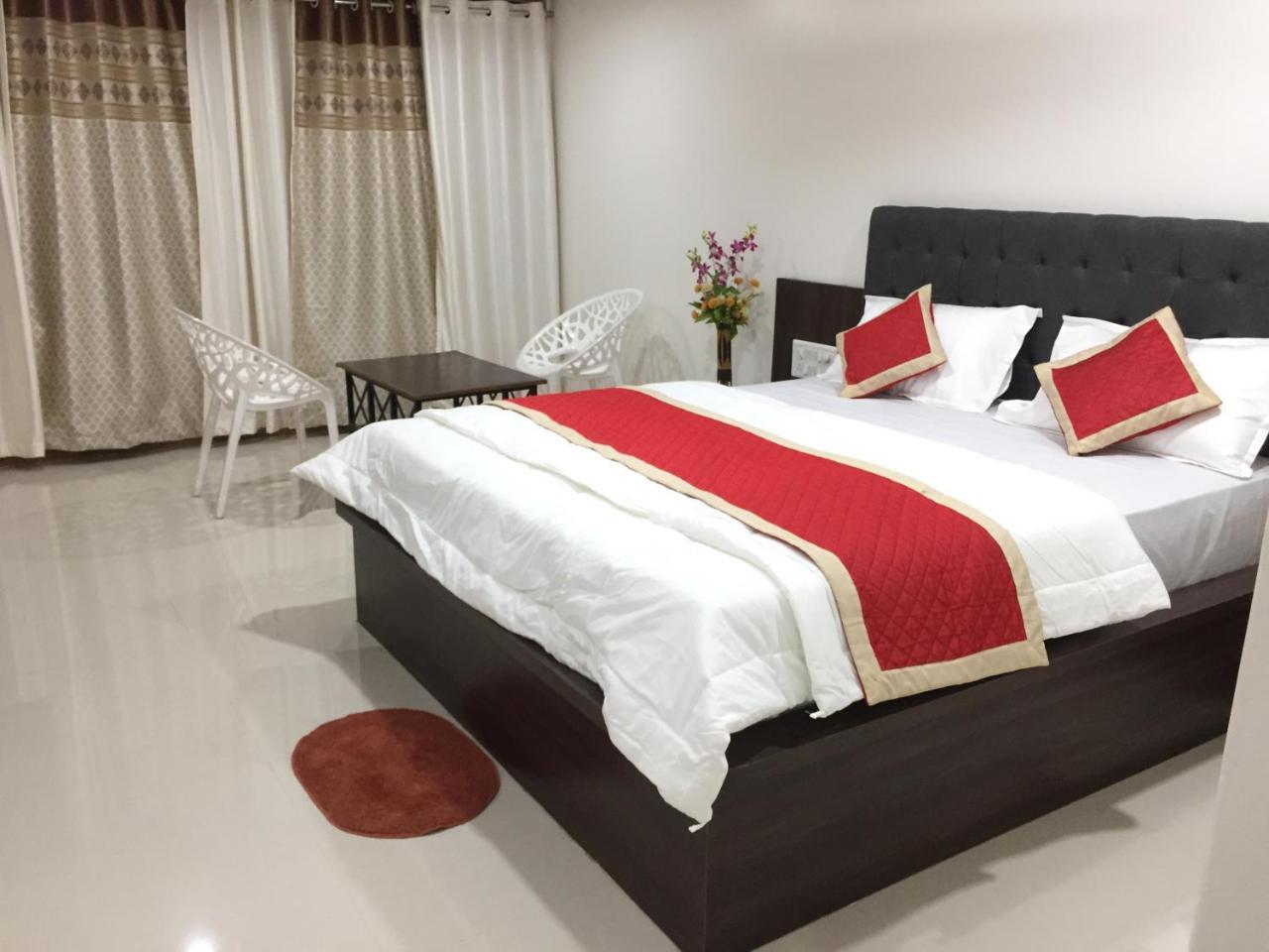 Hotel Sheetal Wadgaon  Exterior photo